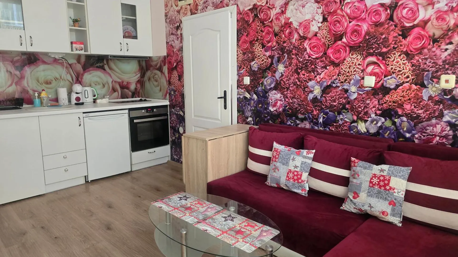 Roses Apartment Sofia